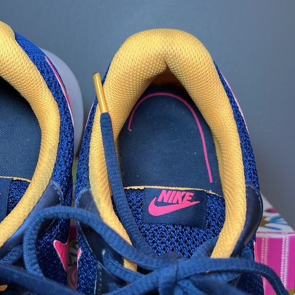 Nike Sneakers - Picture 8 of 14